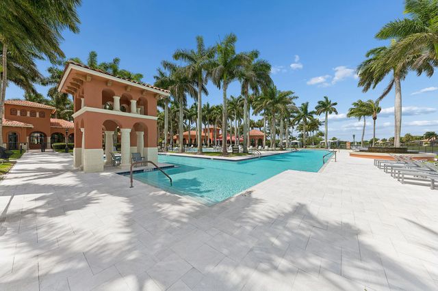 9258 Via Elegante, Wellington, FL 33411
