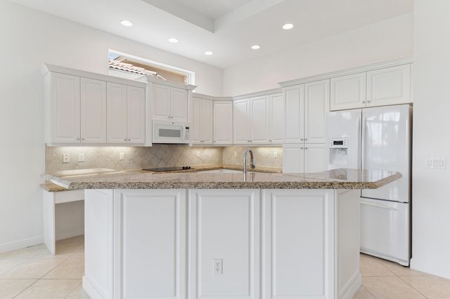 9258 Via Elegante, Wellington, FL 33411