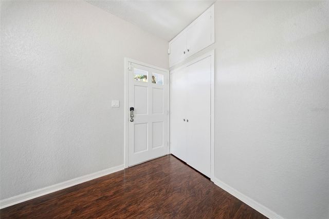 1004 OAKLAND HEIGHTS AVENUE, Plant City, FL 33563