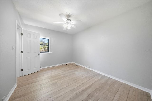 1004 OAKLAND HEIGHTS AVENUE, Plant City, FL 33563