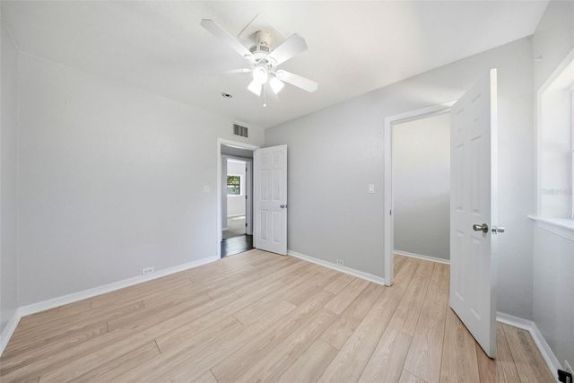 1004 OAKLAND HEIGHTS AVENUE, Plant City, FL 33563