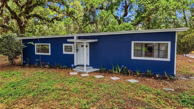 1004 OAKLAND HEIGHTS AVENUE, Plant City, FL 33563