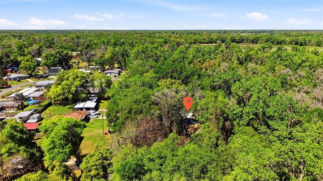 1004 OAKLAND HEIGHTS AVENUE, Plant City, FL 33563