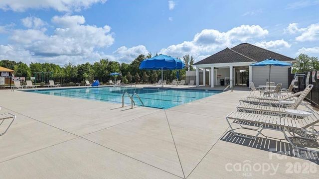 7153 Sylvan Retreat Drive, Denver, NC 28037