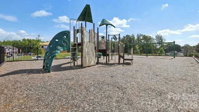 7153 Sylvan Retreat Drive, Denver, NC 28037