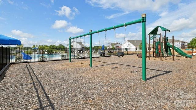 7153 Sylvan Retreat Drive, Denver, NC 28037