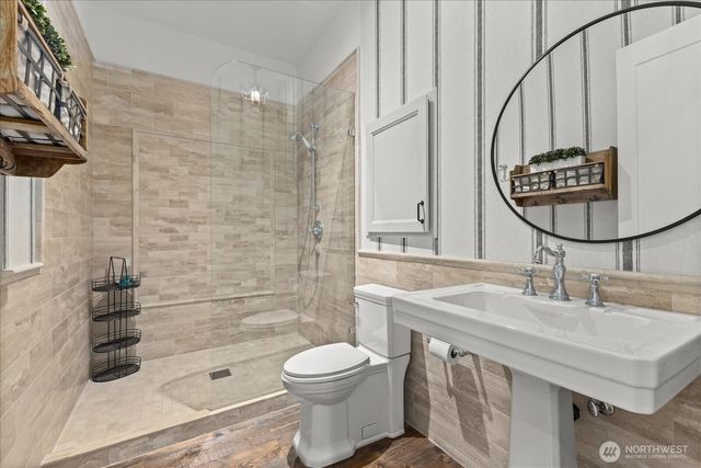 1723 N 128th Street, Seattle, WA 98133