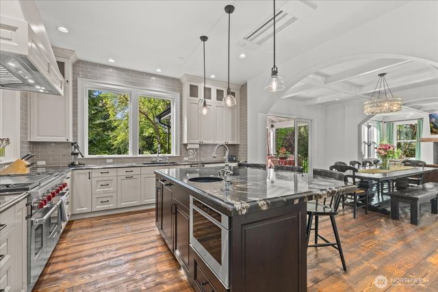 1723 N 128th Street, Seattle, WA 98133
