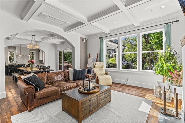 1723 N 128th Street, Seattle, WA 98133