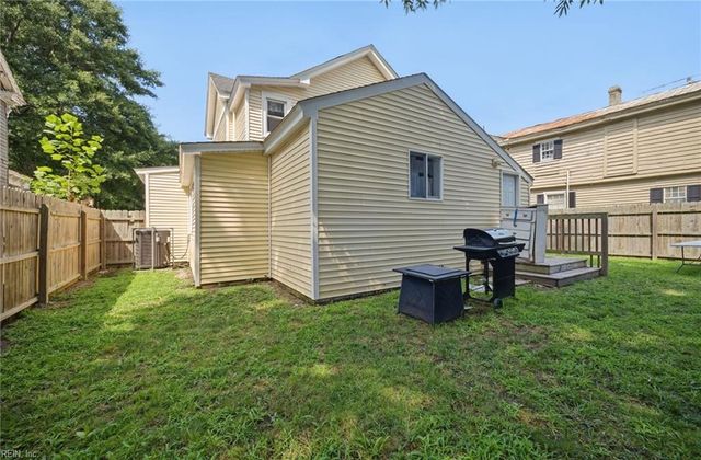 211 Central AVE, Suffolk, VA 23434