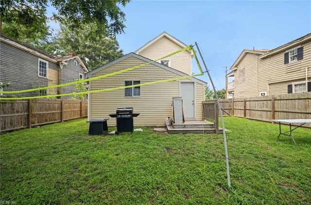 211 Central AVE, Suffolk, VA 23434