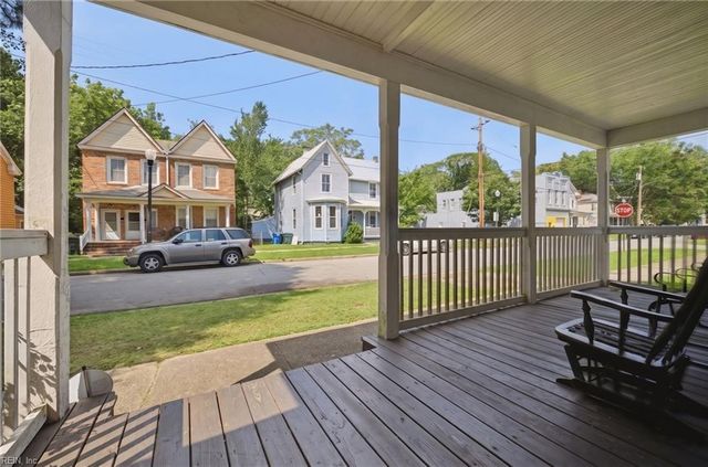 211 Central AVE, Suffolk, VA 23434