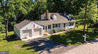 1102 GREENWAY RD, Cockeysville, MD 21030