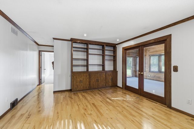6208 Hillside Road, Edina, MN 55436