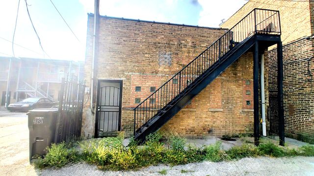 4147 S Archer Avenue 1, Chicago, IL 60632