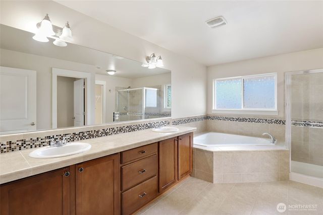 27132 106th Avenue SE, Kent, WA 98030