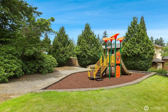 27132 106th Avenue SE, Kent, WA 98030