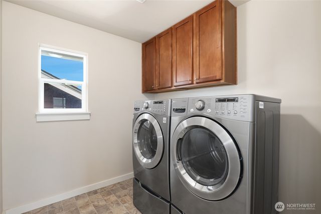 27132 106th Avenue SE, Kent, WA 98030