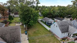 653 Leblanc Street, Lincoln Park, MI 48146