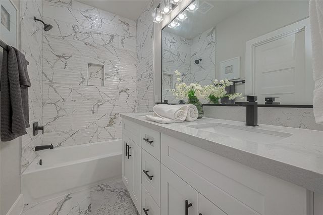 7108 Saint Augustine Street, Houston, TX 77021