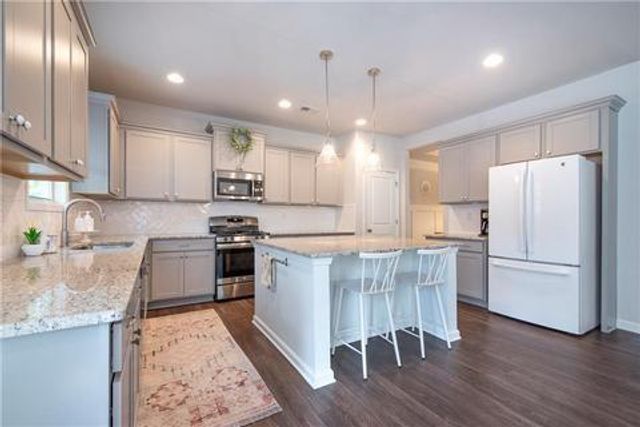 9095 Maple Run Trail, Gainesville, GA 30506