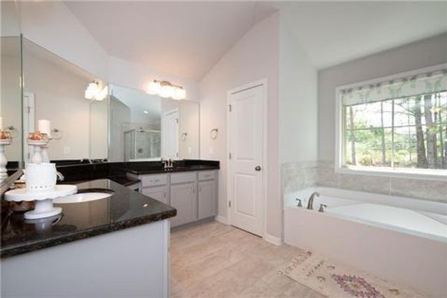 9095 Maple Run Trail, Gainesville, GA 30506