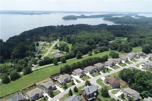 9095 Maple Run Trail, Gainesville, GA 30506