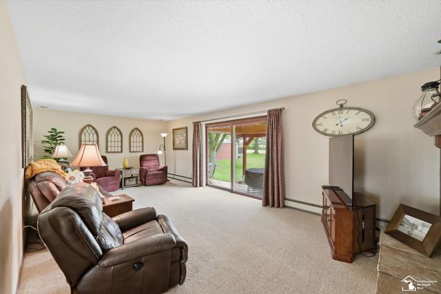 2205 Lotus Drive, Erie, MI 48133