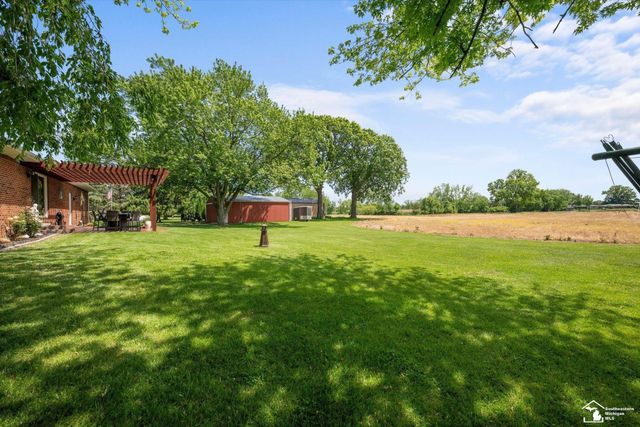 2205 Lotus Drive, Erie, MI 48133