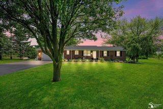 2205 Lotus Drive, Erie, MI 48133