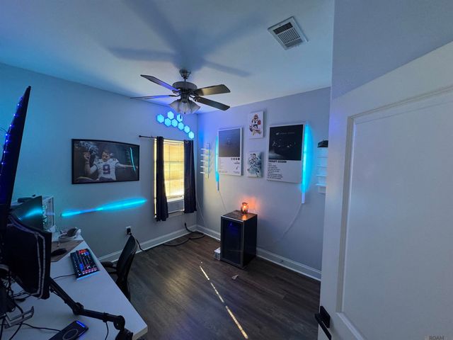 20334 De Chene Dr, Walker, LA 70785