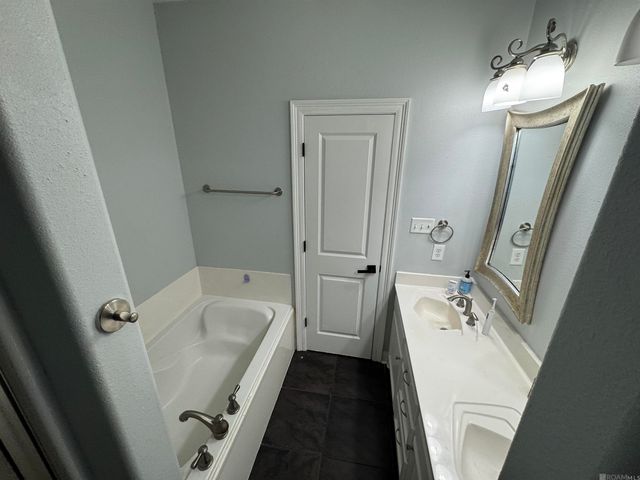 20334 De Chene Dr, Walker, LA 70785