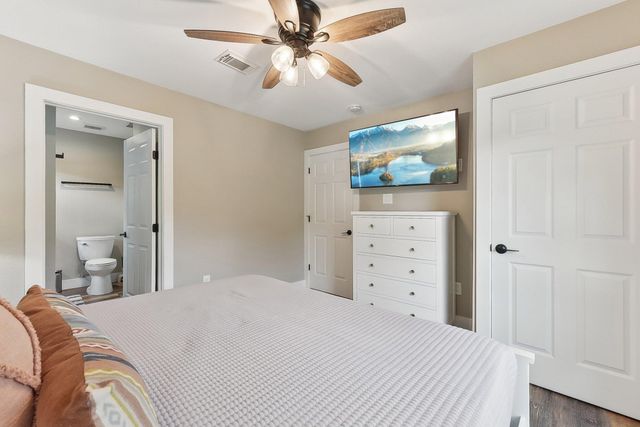 515 Twidwell DR, Dripping Springs, TX 78620