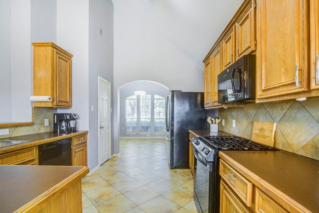 501 Reddingwood Lane, La Marque, TX 77568