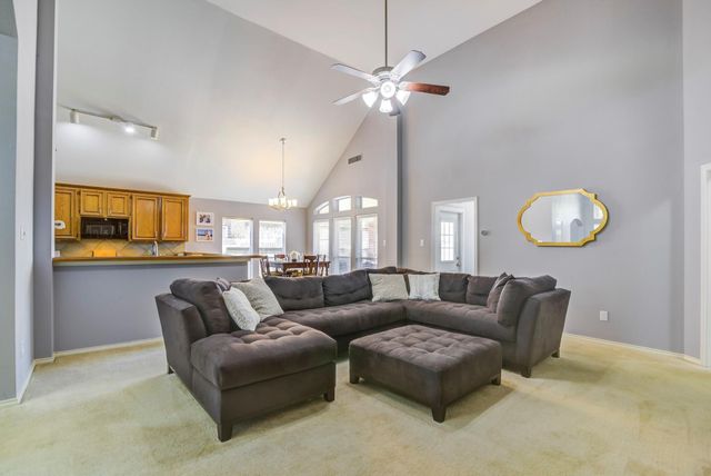 501 Reddingwood Lane, La Marque, TX 77568