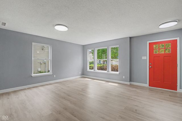 12584 Courage Crossing, Fishers, IN 46037