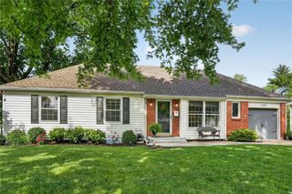 9640 Hayes Street, Overland Park, KS 66212