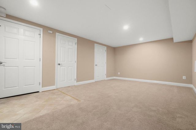 8229 BAYSIDE RD, Chesapeake Beach, MD 20732