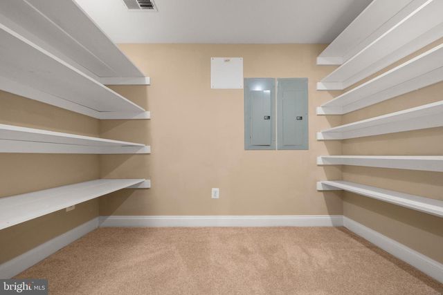 8229 BAYSIDE RD, Chesapeake Beach, MD 20732