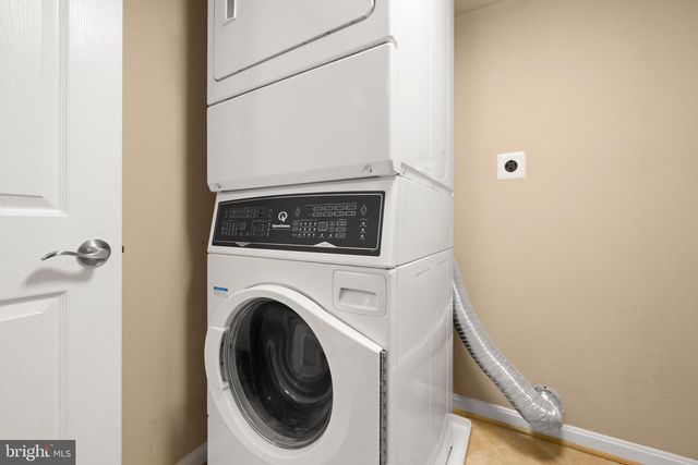 8229 BAYSIDE RD, Chesapeake Beach, MD 20732