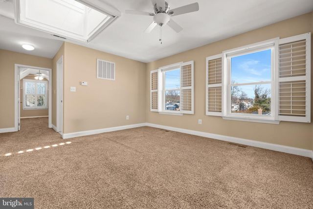 8229 BAYSIDE RD, Chesapeake Beach, MD 20732