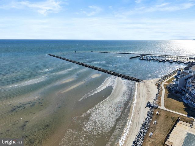 8229 BAYSIDE RD, Chesapeake Beach, MD 20732