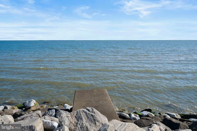 8229 BAYSIDE RD, Chesapeake Beach, MD 20732