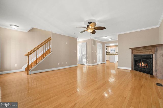 8229 BAYSIDE RD, Chesapeake Beach, MD 20732