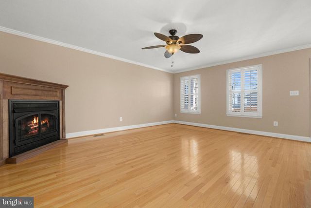 8229 BAYSIDE RD, Chesapeake Beach, MD 20732