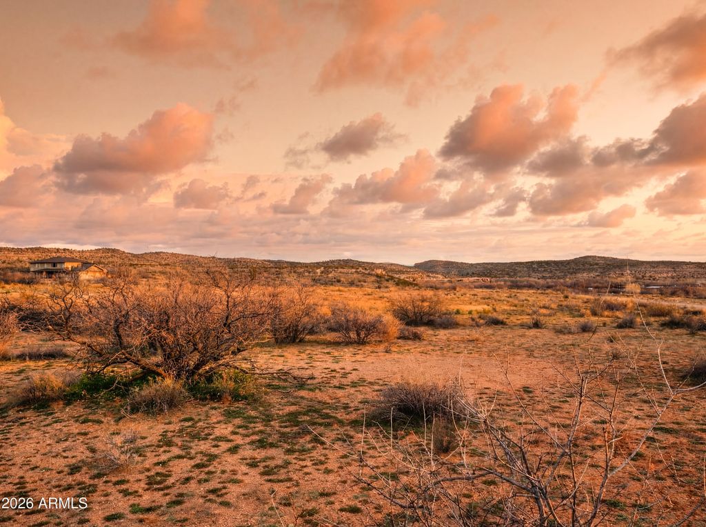 Image 4 of property listing at 6950 E VINEYARD View _, Cornville, AZ 86325