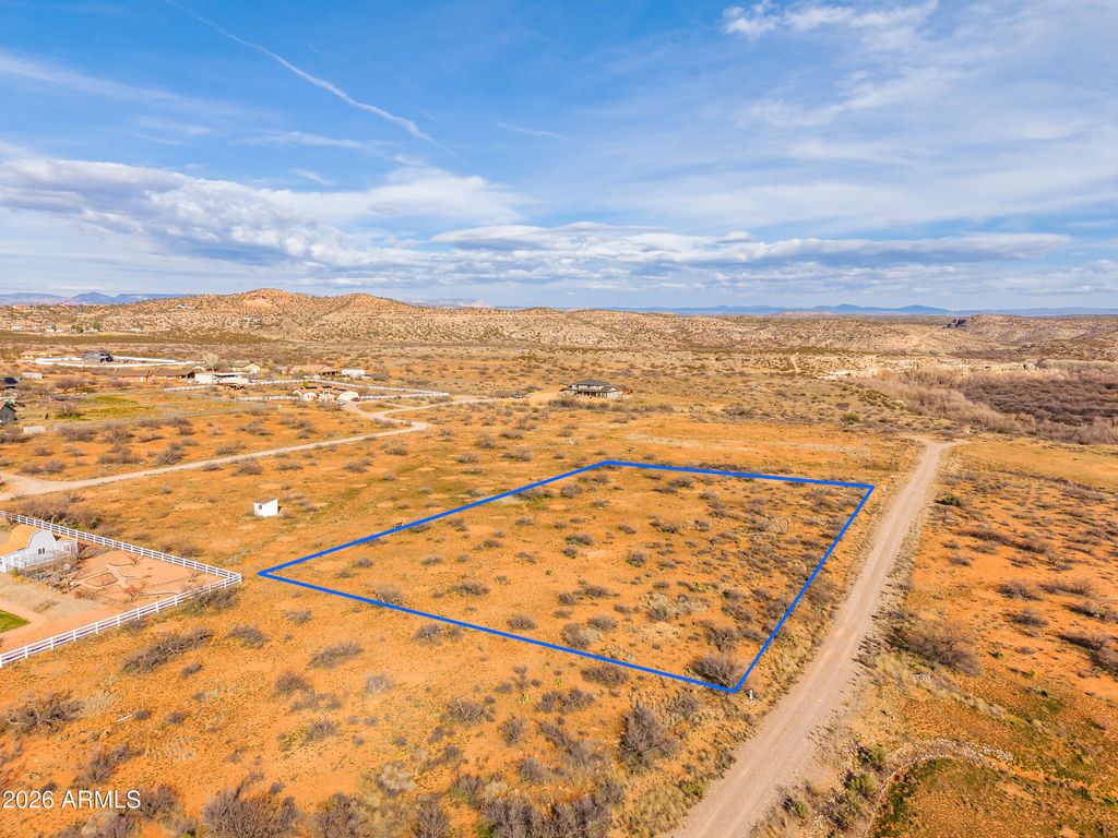Image 6 of property listing at 6950 E VINEYARD View _, Cornville, AZ 86325