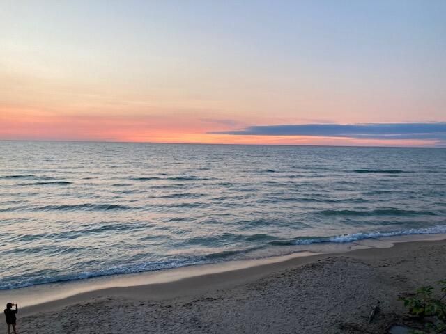 7541 Harbert Road, Chikaming Twp, MI 49125