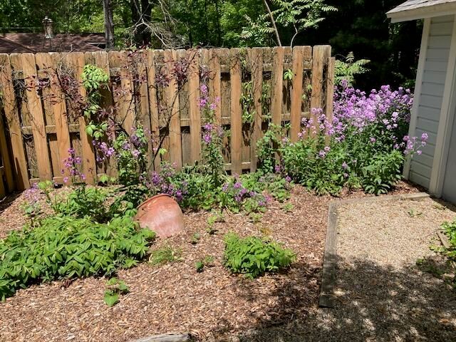 7541 Harbert Road, Chikaming Twp, MI 49125