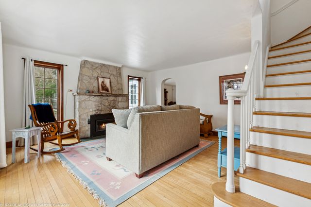 7541 Harbert Road, Chikaming Twp, MI 49125